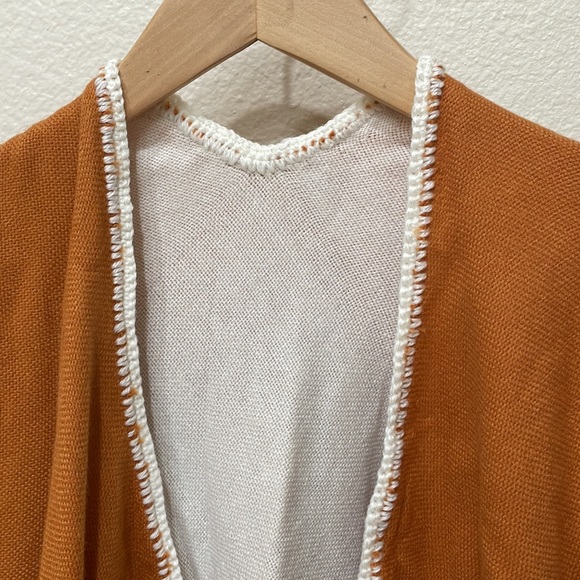 Gorgeous Tribal/Western? Y2K Design Vtg. 1990’s Cape Shawl Rust & Cream-Boho. - Picture 4 of 12